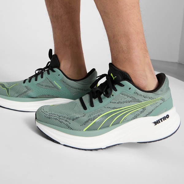 Tenis de correr Magnify NITRO 2 para hombre, Green Moon-Yellow Alert, extralarge